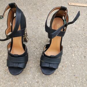 Qupid Strappy Platform Heels Y2K vibe/2000s Teal Burnish PU Size 8.5 M.